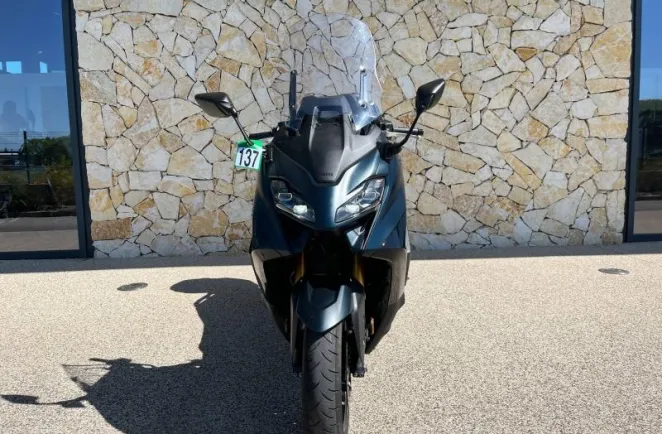 YAMAHA XP TMAX 562+ option top case