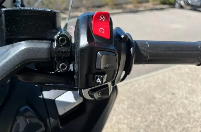 YAMAHA XP TMAX 562+ option top case