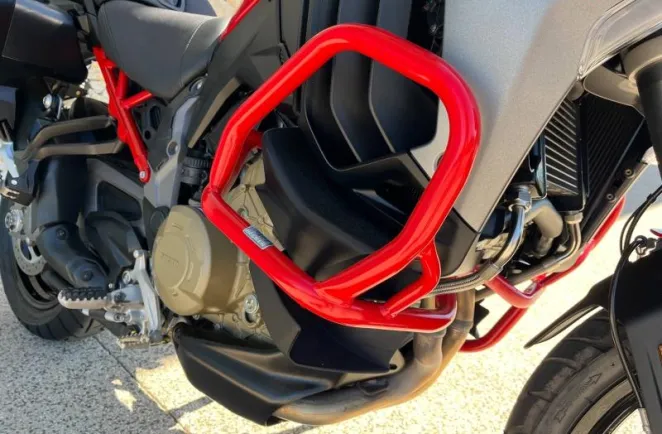 DUCATI V4 S 1160 Travel & Radar 2025