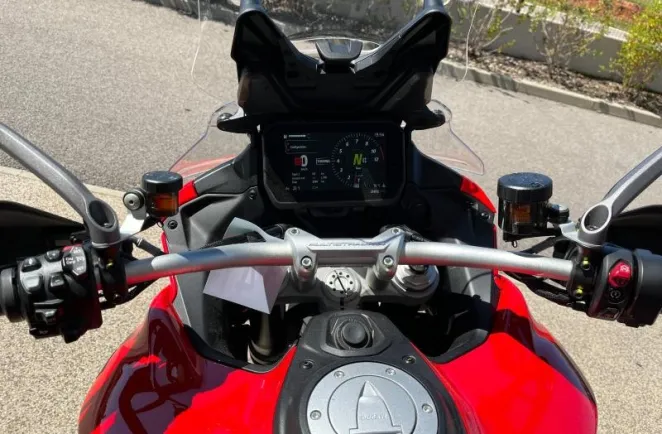 DUCATI V4 S 1160 Travel & Radar 2025