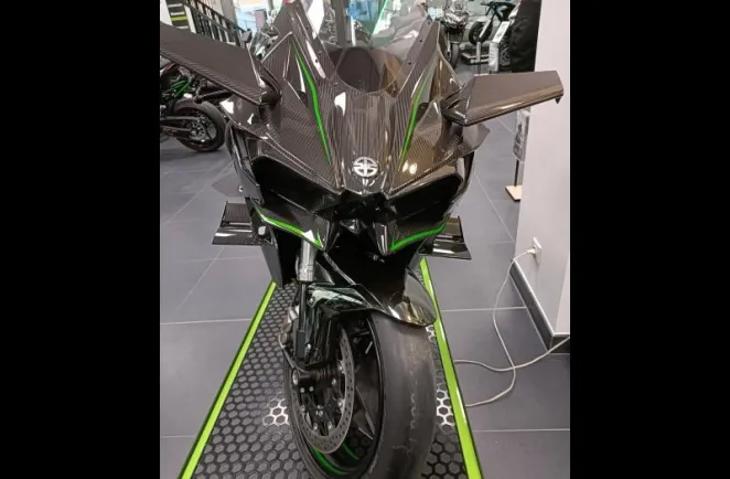 KAWASAKI Ninja H2R 1000 NEUVE O KMS A SAISIR H2 R OKMS