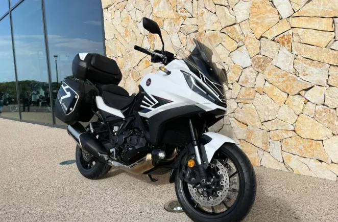 HONDA 1100 DCT