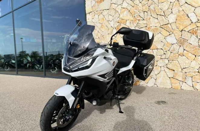 HONDA 1100 DCT