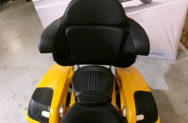 HARLEY-DAVIDSON CVO Street Glide 1923 2022