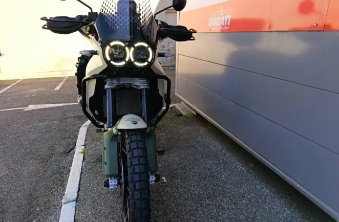 DUCATI DesertX 937