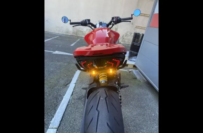 DUCATI Diavel 1158 V4