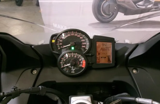 BMW F 800 GT