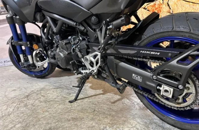 YAMAHA Niken 900 2018