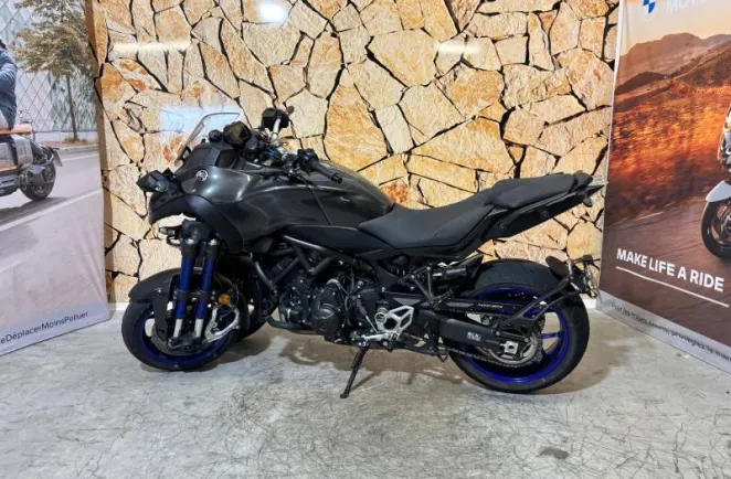 YAMAHA Niken 900 2018