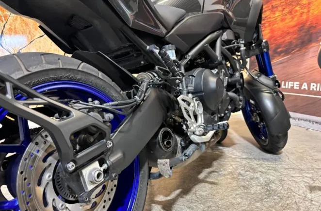 YAMAHA Niken 900 2018