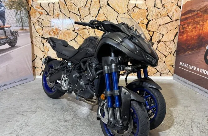 YAMAHA Niken 900 2018