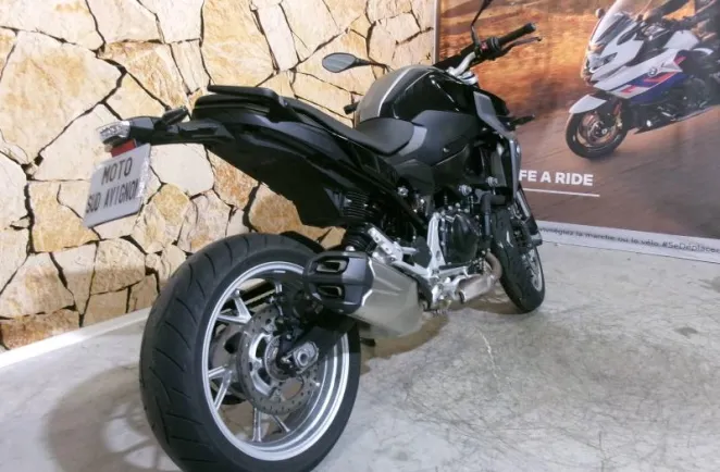 BMW F 900 R