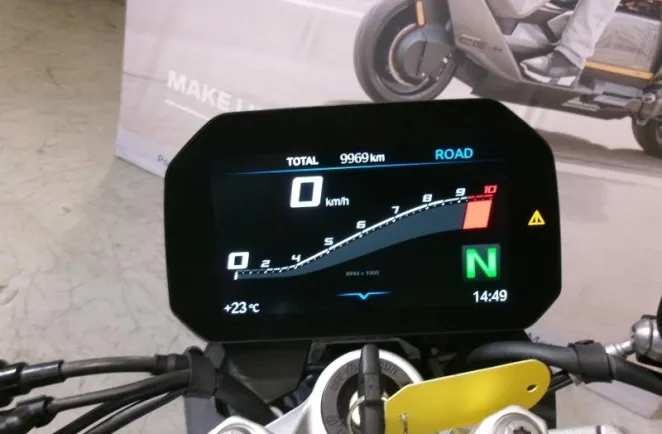 BMW F 900 R