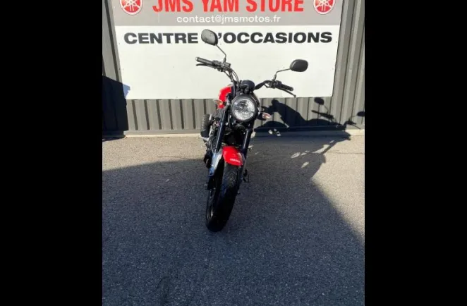 YAMAHA XSR 125