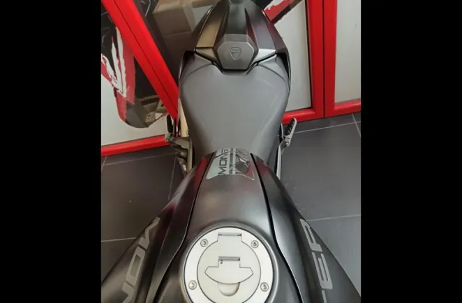 DUCATI + 937 A2