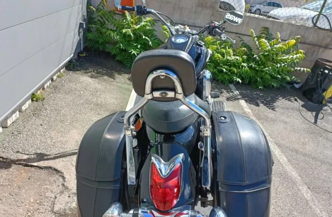 YAMAHA 950 A Midnight Star VALISES SISSI BAR REVISEE