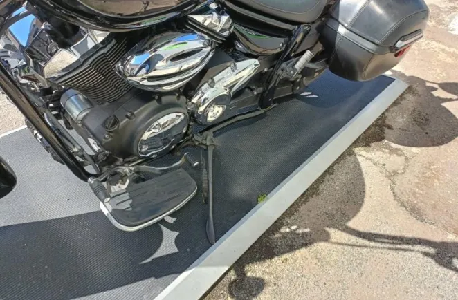 YAMAHA 950 A Midnight Star VALISES SISSI BAR REVISEE