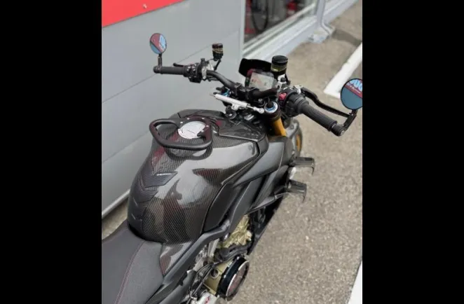 DUCATI 1103 Streetfighter V4 S