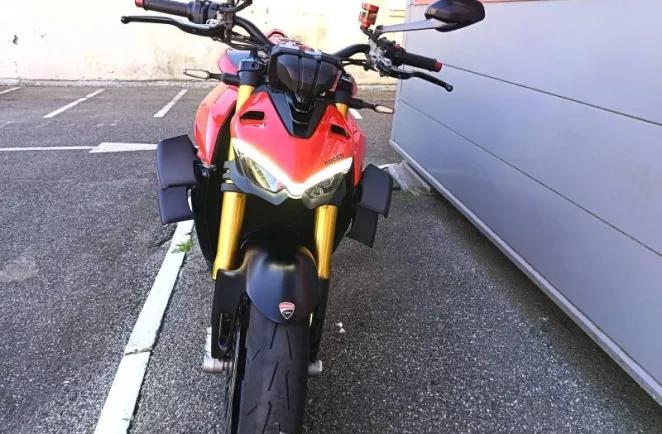 DUCATI 1103 Streetfighter V4 S 2023