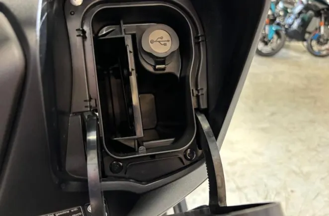 YAMAHA XP TMAX 562 Tech MAX