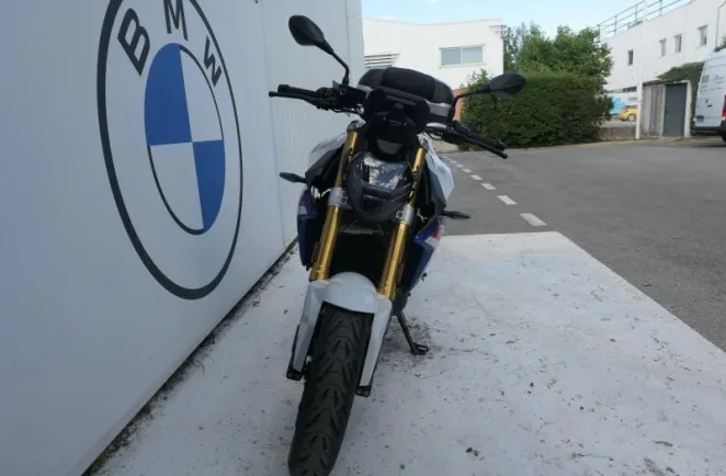 BMW 900 R A2 Style Sport Pack Actif + Confort + Top Case