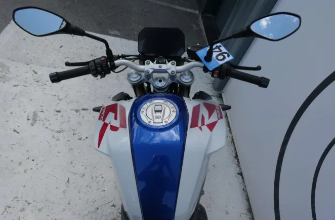 BMW 900 R A2 Style Sport Pack Actif + Confort + Top Case