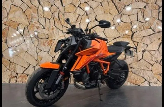KTM BIKE 1390 SUPER DUKE R