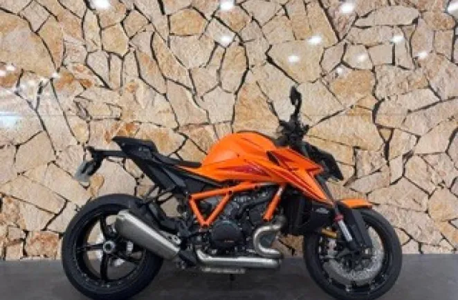 KTM BIKE 1390 SUPER DUKE R