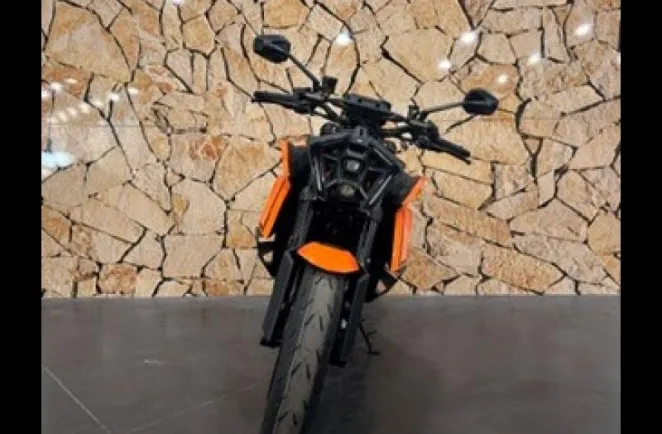KTM BIKE 1390 SUPER DUKE R