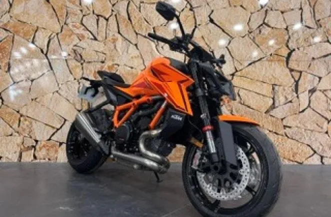 KTM BIKE 1390 SUPER DUKE R