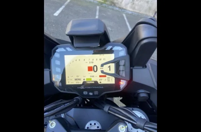 DUCATI Multistrada V2 S 937