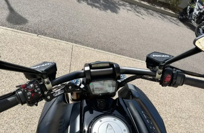 DUCATI 1260 S