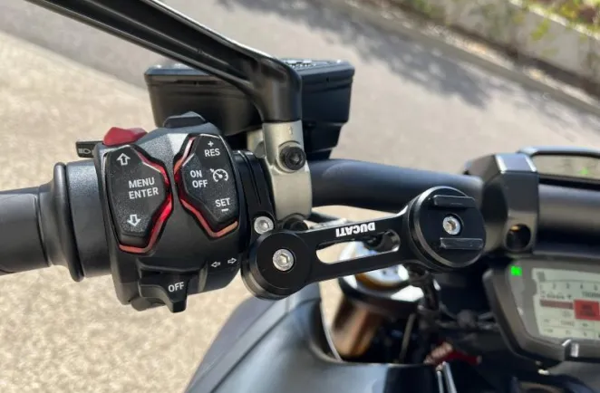 DUCATI 1260 S