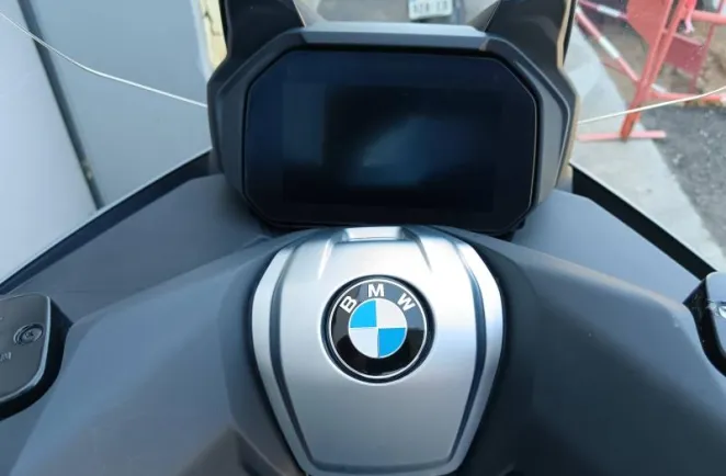 BMW 400 GT