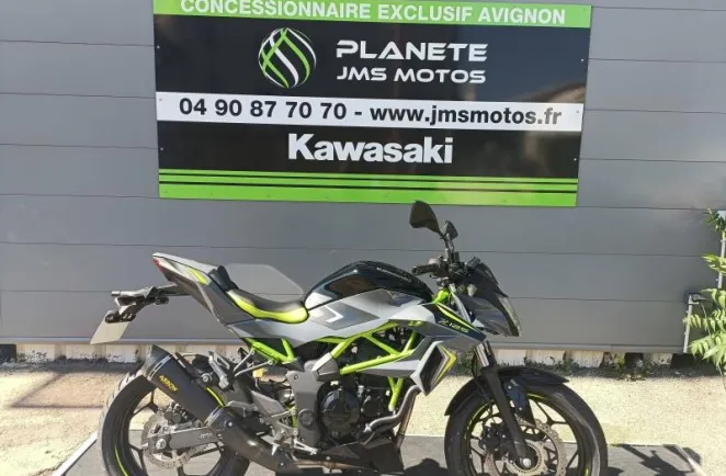 KAWASAKI 125 Gris 2026 PACK PERFORMANCE