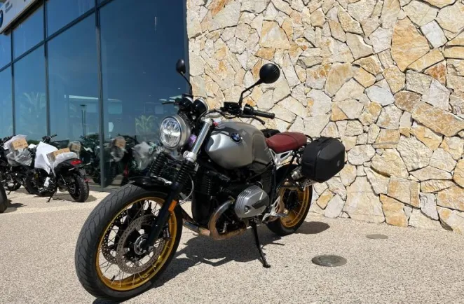 BMW 1200 NineT Scrambler + options
