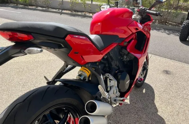 DUCATI 950 S