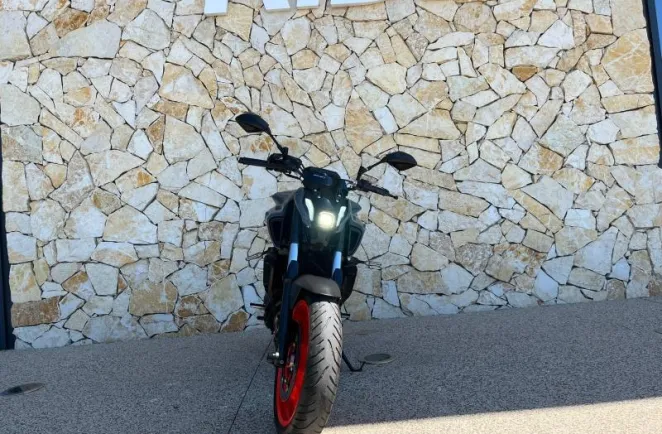 YAMAHA MT-07 700 35KW A2 AKRAPOVIC