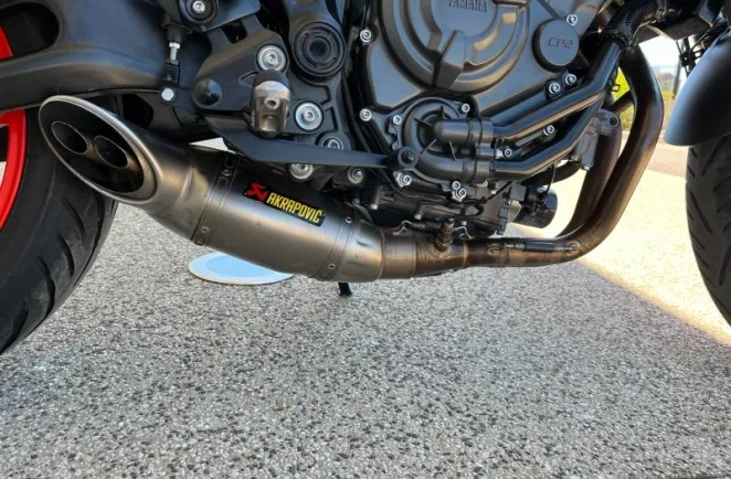 YAMAHA MT-07 700 35KW A2 AKRAPOVIC