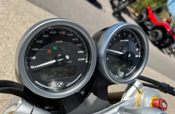 BMW 1200 NineT
