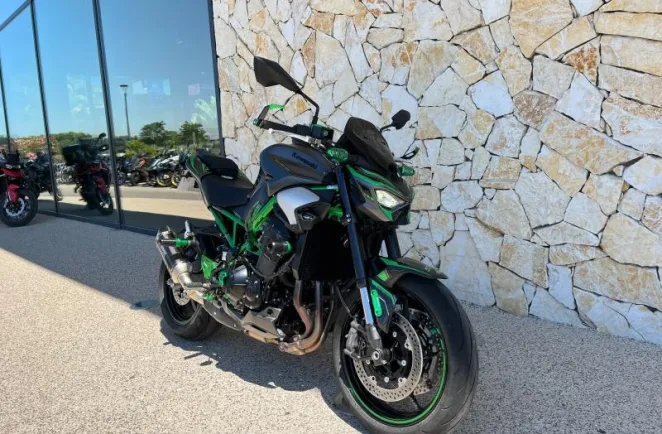 KAWASAKI 900 2025 125cv voir d'options