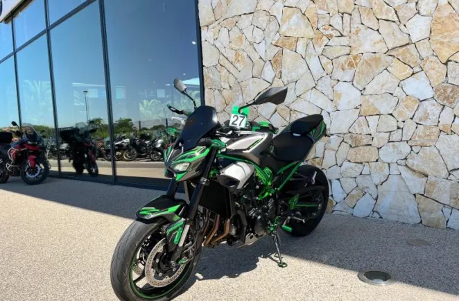 KAWASAKI 900 2025 125cv voir d'options