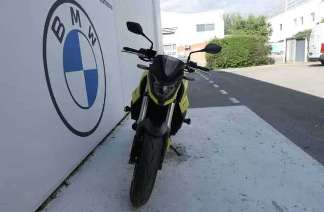 HONDA 750 Hornet A2 + Options