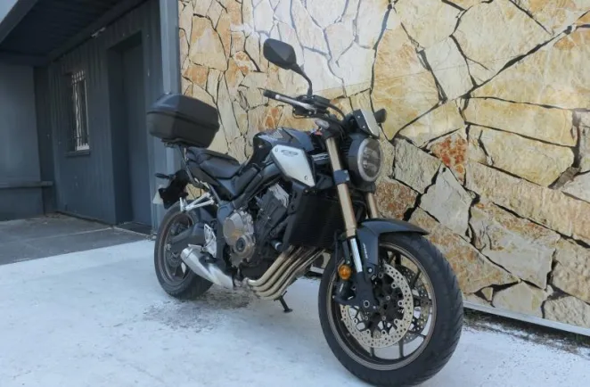 HONDA 650 R + Option