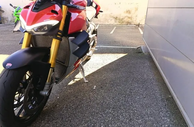 DUCATI 1103 Streetfighter V4 S