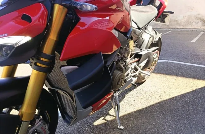 DUCATI 1103 Streetfighter V4 S