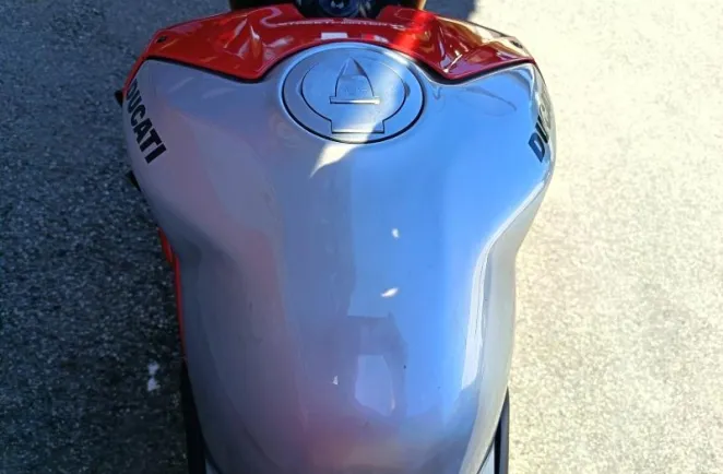 DUCATI 1103 Streetfighter V4 S
