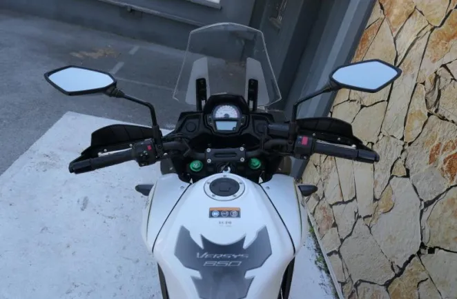KAWASAKI 650 + Option