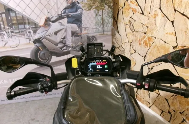 BMW R 1250 GS 3 PACKS + AKRAPOVIC + JANTES RAYONS