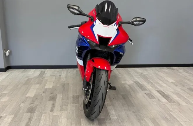 HONDA CBR 1000 RR-R Fireblade 2022